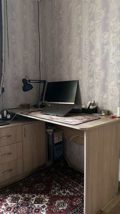 Стол компьютерный с тумбой