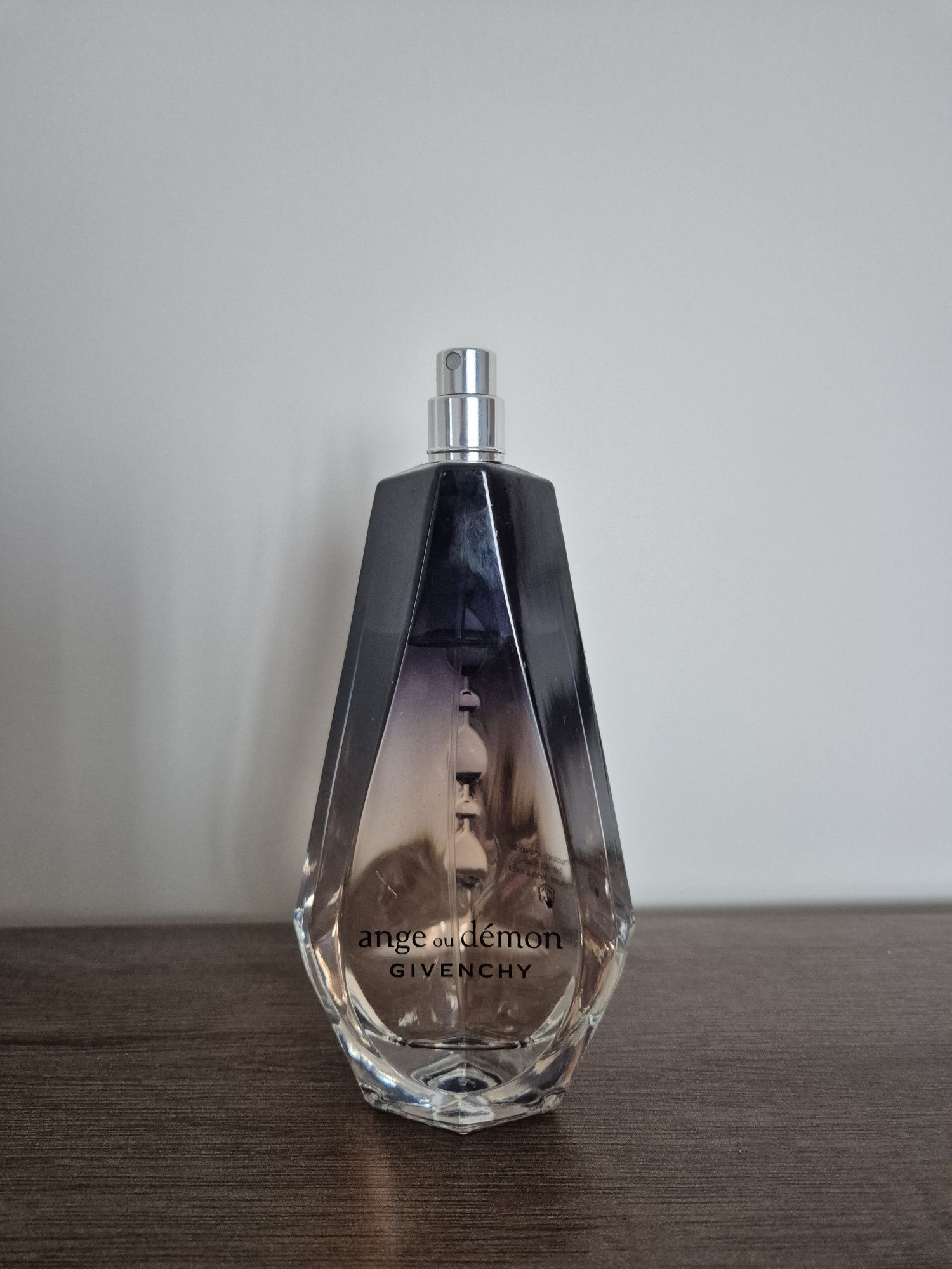 Парфюм Givenchy Ange ou Demon