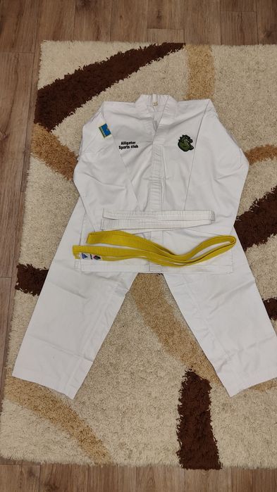 Продам кимоно как новое