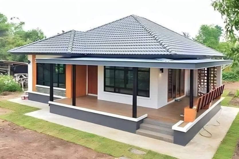 Vând Case modulare pe structură metalică