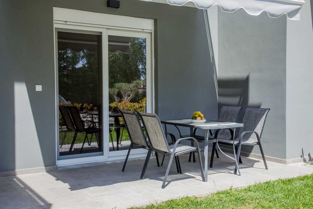 От собственик: Продава обзаведен апартамент в Офринио, Гърция