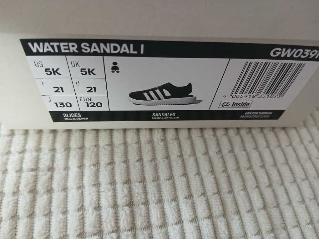 Бебешки сандали Adidas 21 номер
