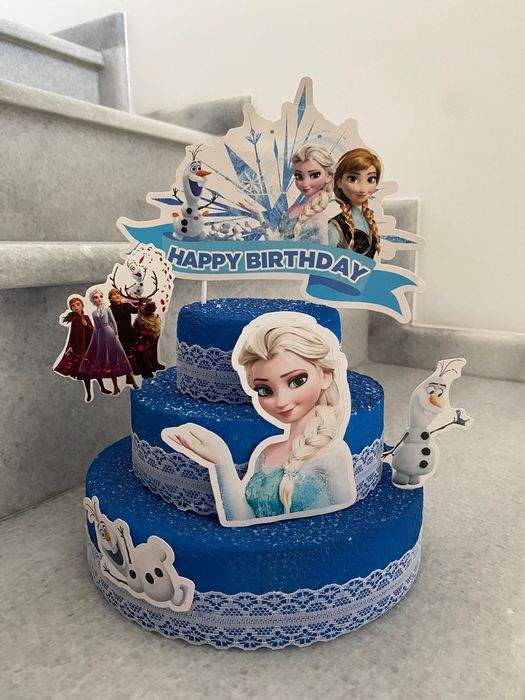 Стиропорена торта “Замръзналото кралство”