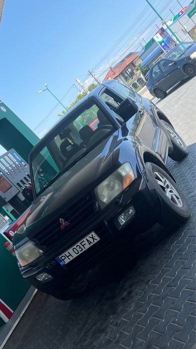 Mitsubishi Pajero 2003