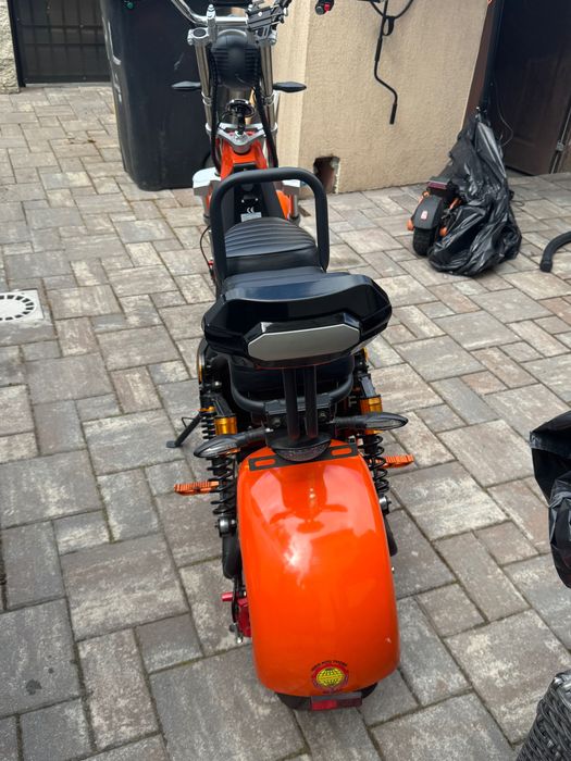 Moped electric puternic, ideal oras