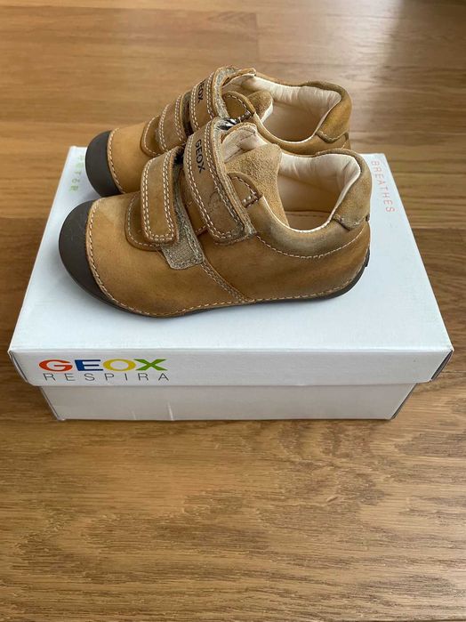 Обувки Geox 22 номер
