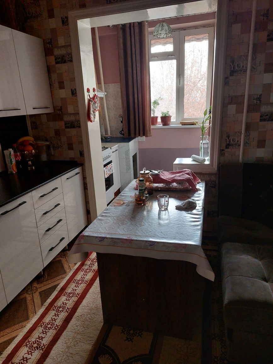 Kvartiraga qizlar olamiz xazyaykasi bor