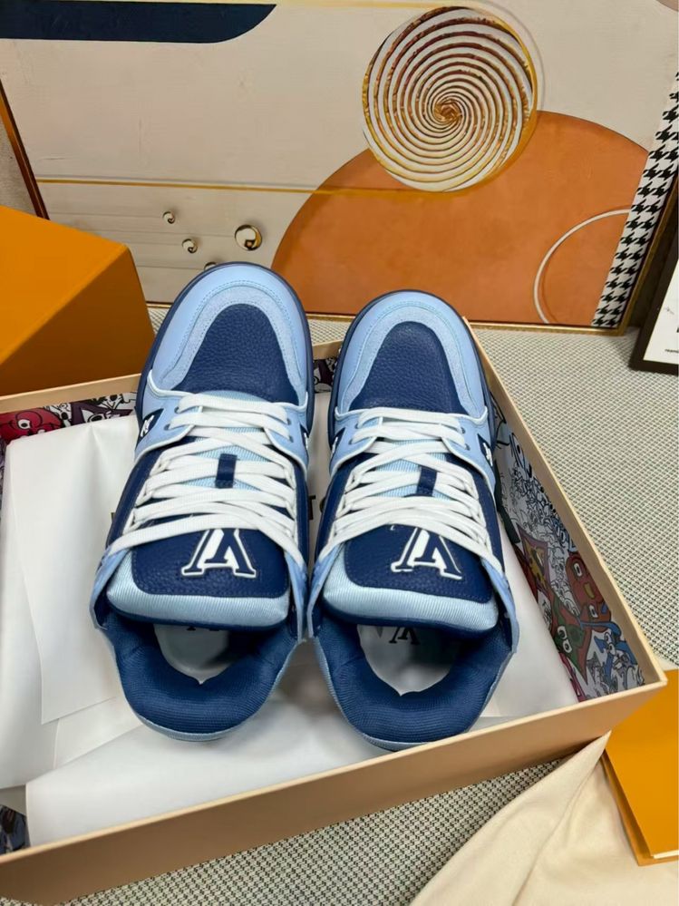 Louis Vuitton Trainer Sneakers – Номер:44  Чисто нови!