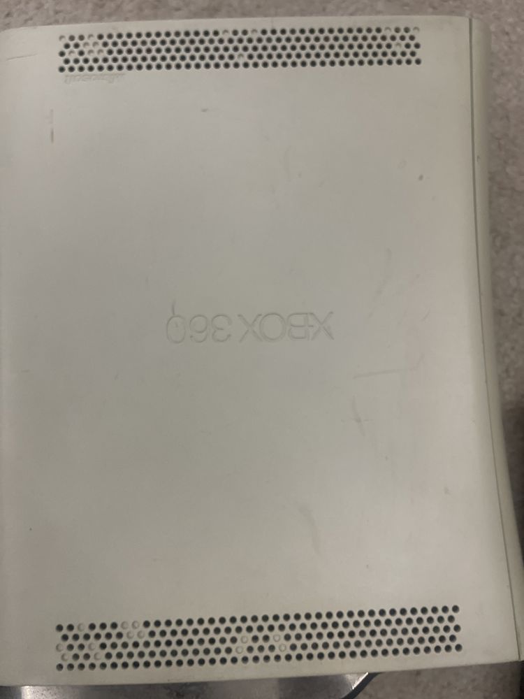 X-BOX 360   120 GB HDD в рабочим состояние