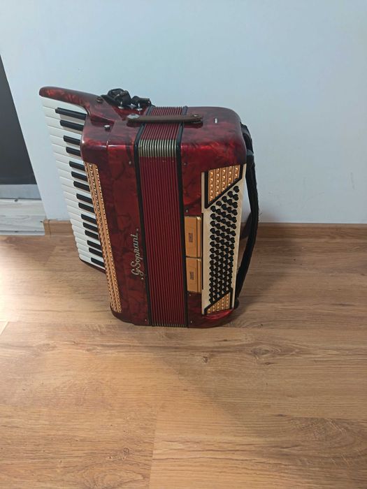 Acordeon soprani 80 basi, 7 registre