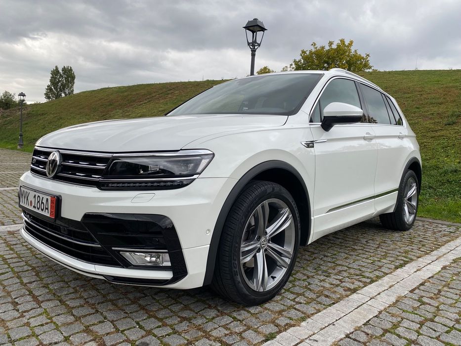 Volkswagen Tiguan Tiguan R-Line pachet int+ext/ 4Motion/ Full LED/ Distronic/ ACC/ Navi.