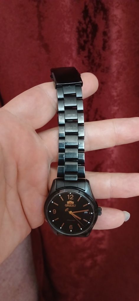 Срочно продам редкие часы orient