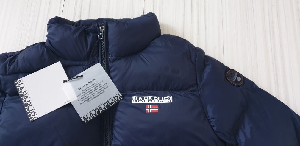 Napapijri Accer Womens Jacket Size M НОВО! ОРИГИНАЛ! Дамско Зимно Яке!