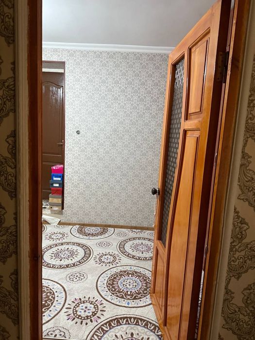 Продаю 2/1/2 завод шампанским вин(Машхадий ул.)