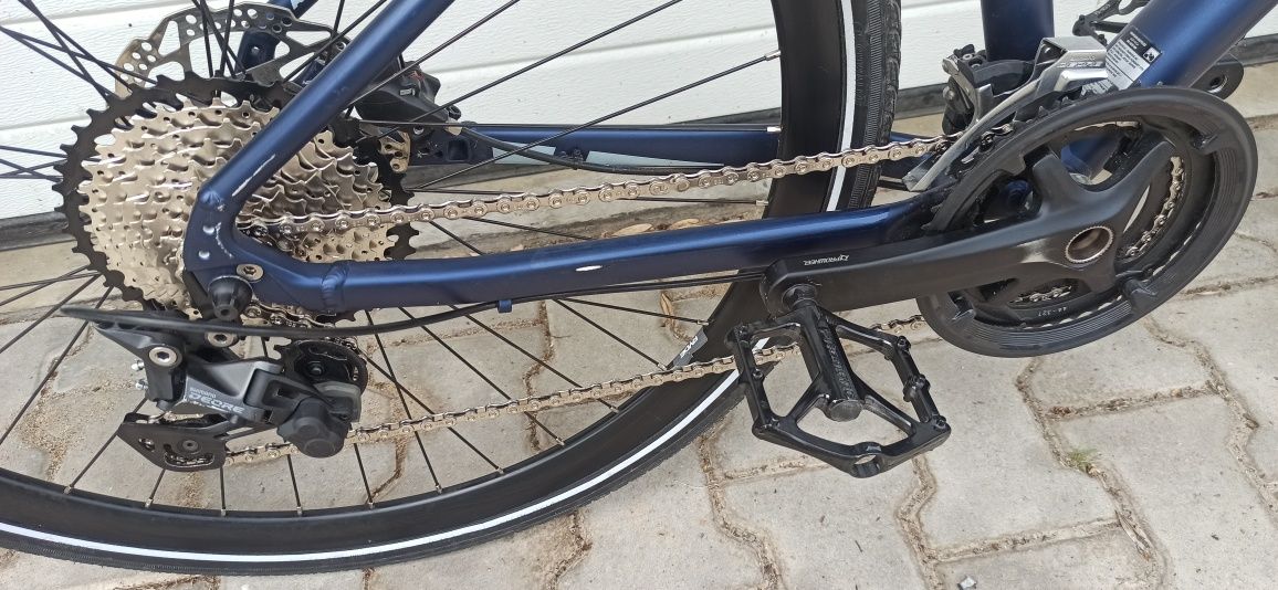 Велосипед 28 29 цола Giant Roam Disc 1 2023 2x10 Deore Въздушна Вилка