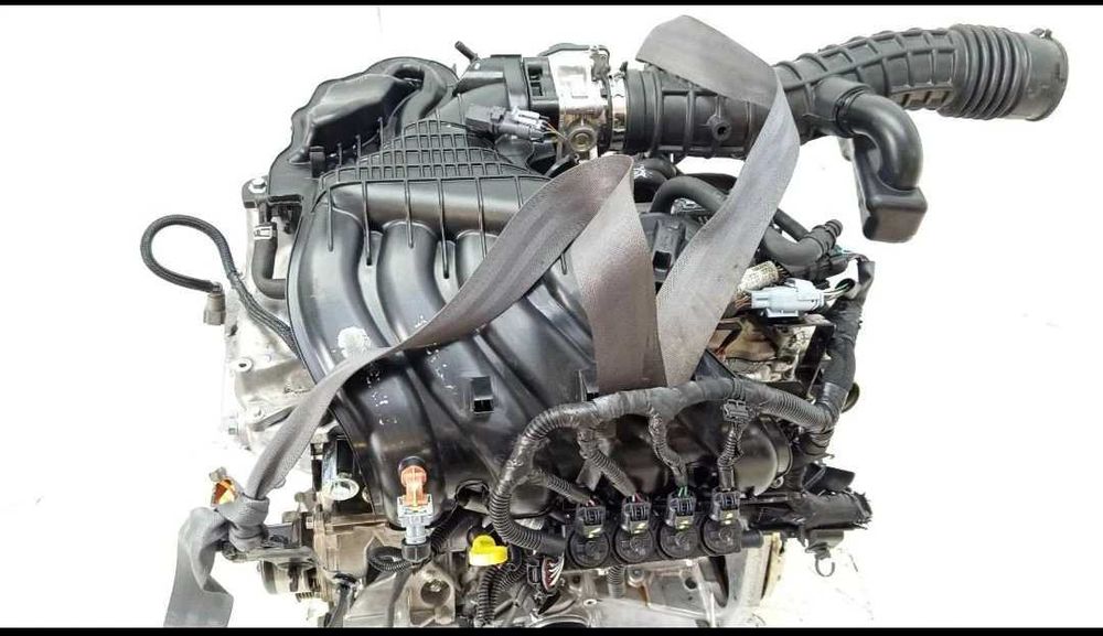 Двигател с оборудване Дачия 1.6 бензин H4MD