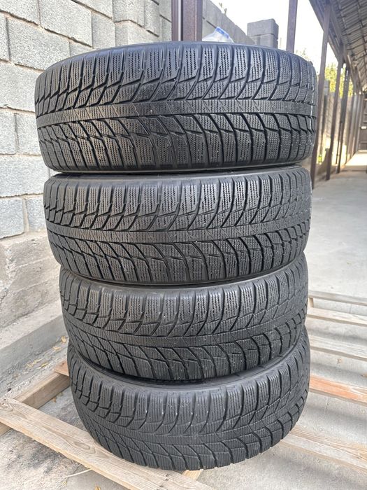 Зимные шины 235/55/19R  105R TRIANGLE Трианжл