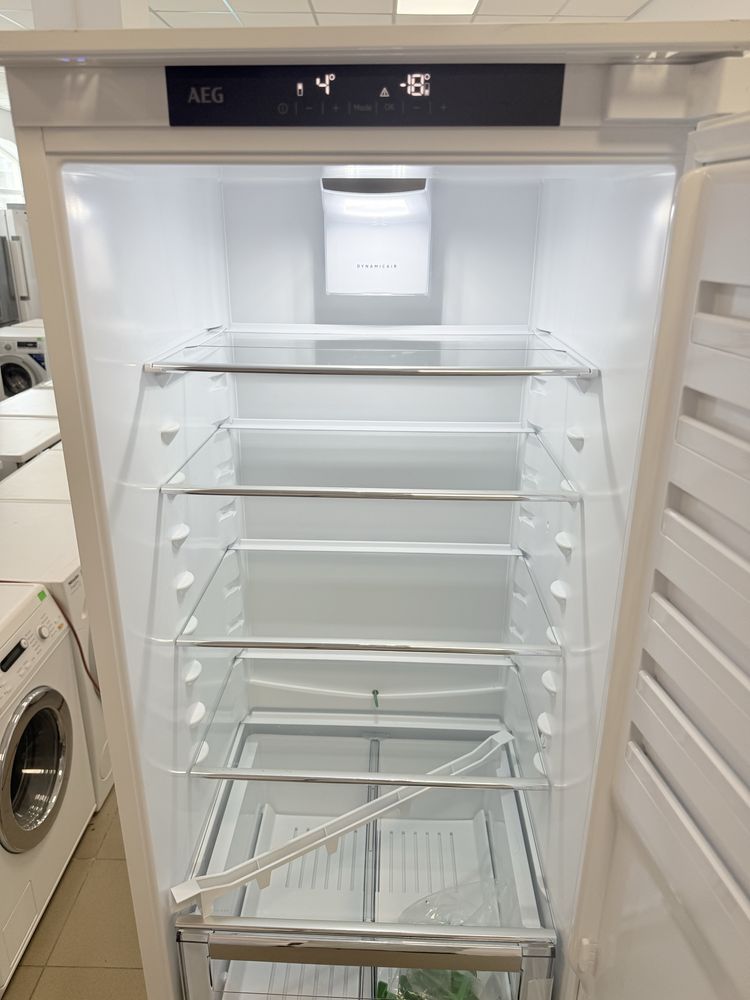 Frigider Combina frigorifica incorporabila AEG