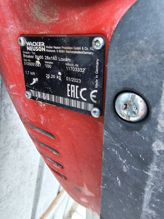 Picamer Benzina Wacker Neuson Bh65 2023 funcționează impecabil