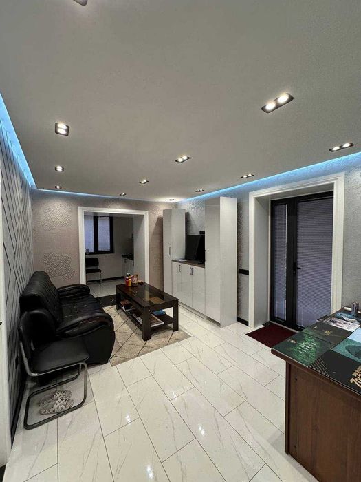 Сдается в аренду помещение офис на Ц-1 с очень удобной локацией