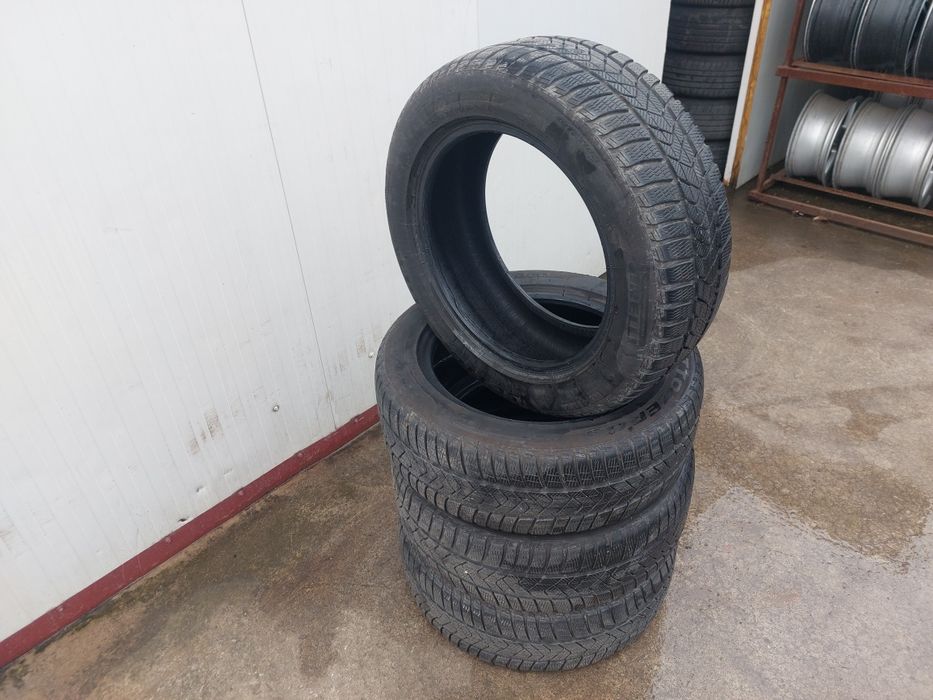150 lei bucata! Set anvelope M+S/IARNA 225 55 17 Pirelli ! 7 mm