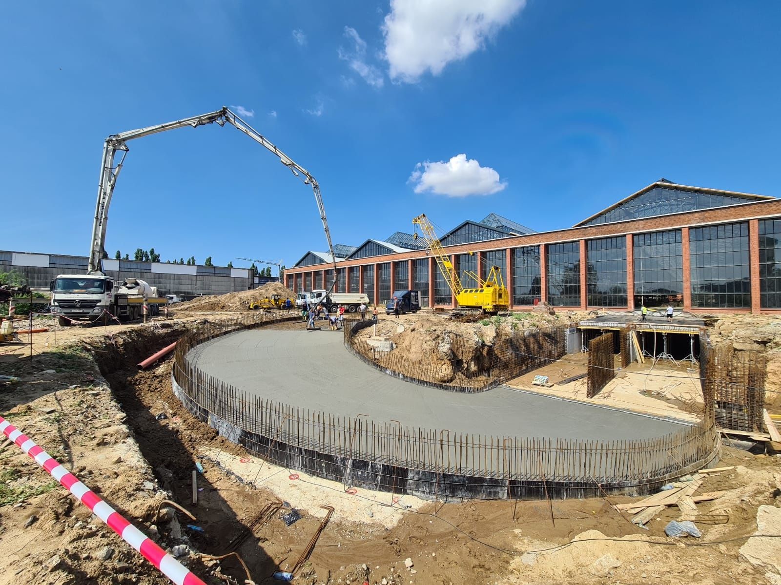 Finisare beton cu Elicopter și Cuart, turnare beton industrial !