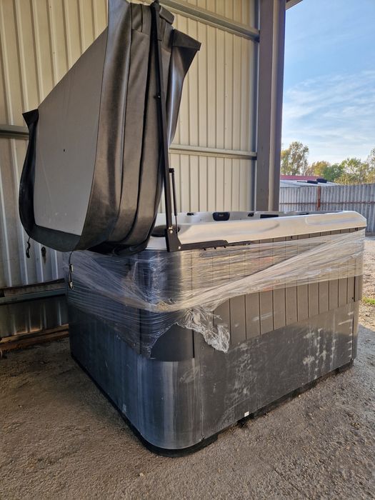 Jacuzzi si piscina jacuzzi