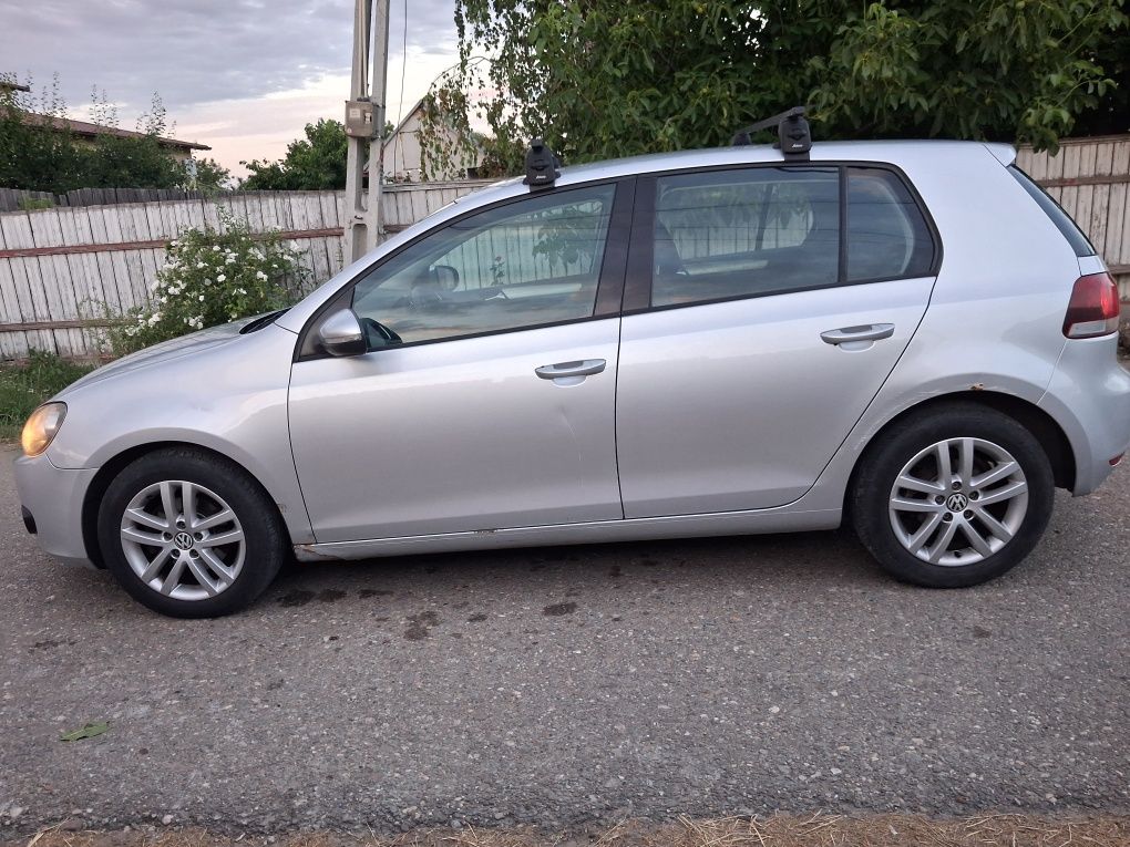 Vand Golf 6 pret 4700 euro