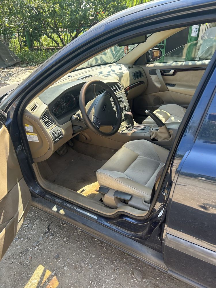 Volvo s60 2,4d Цяло или на части