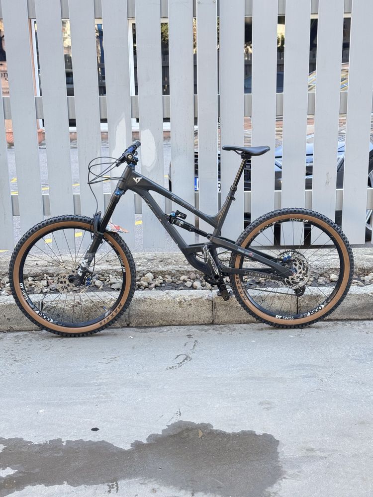 YT Capra PRO AL  27.5 L