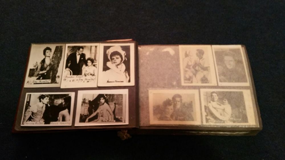 Album foto vintage cu actori Elvis, Sophia Loren,etc anii 50