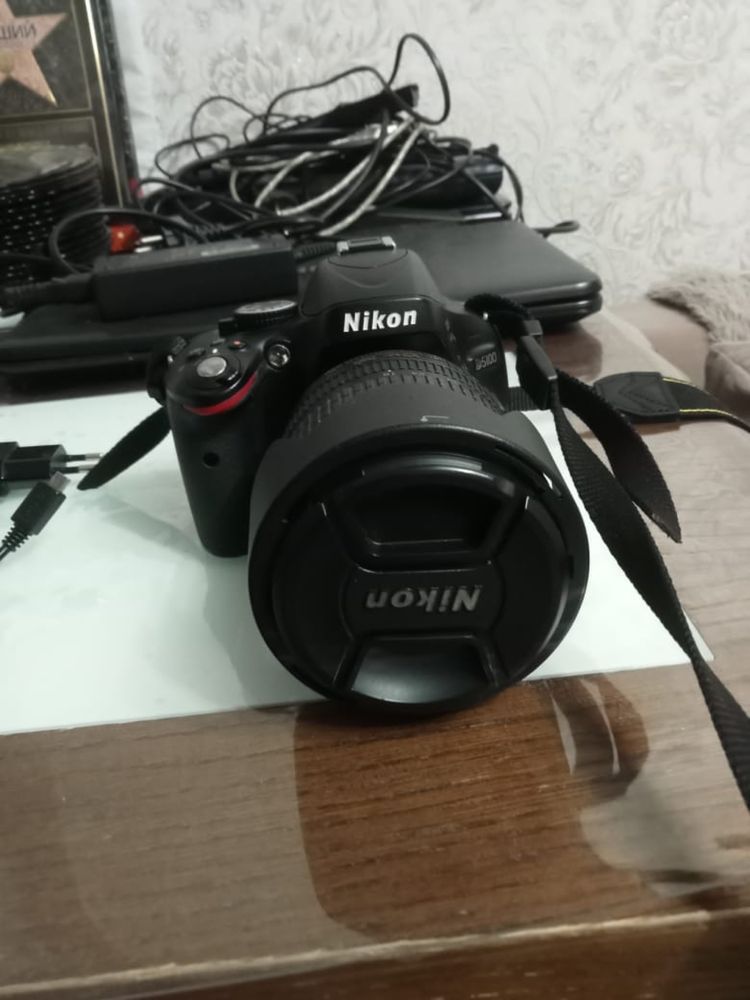 Продам фотоаппарат Nikon D5100