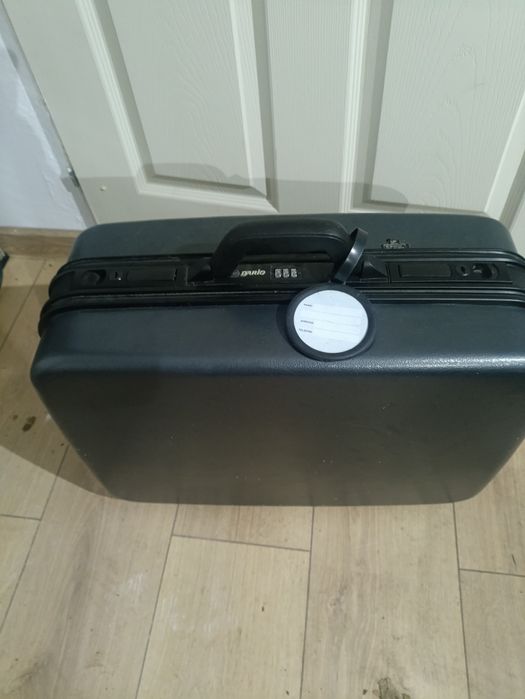 Troller Mediu ca nou.