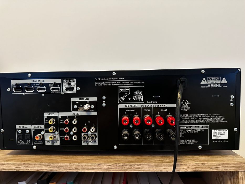 Receiver AV Sony STR-DH 550