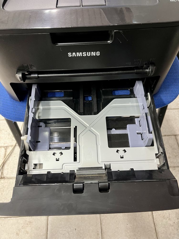 Лазерен принтер Samsung ML-1915