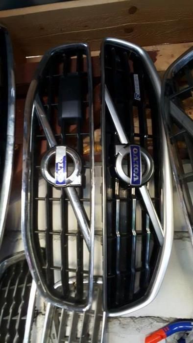 Grila Volvo V40 R-design Sh originala!!!