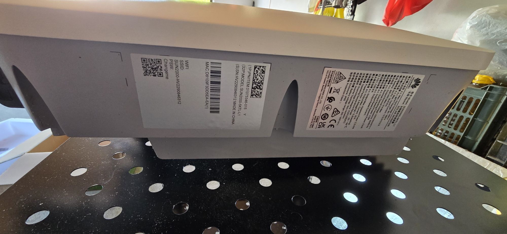 Vând invertor Huawei 5 KW monofazat
