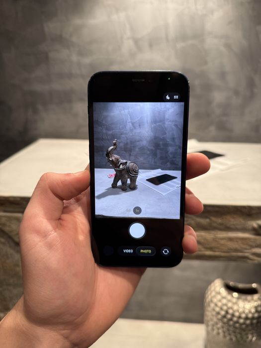 КАТО ЧИСТО НОВ Iphone 12 mini blue 128 GB + подаръци