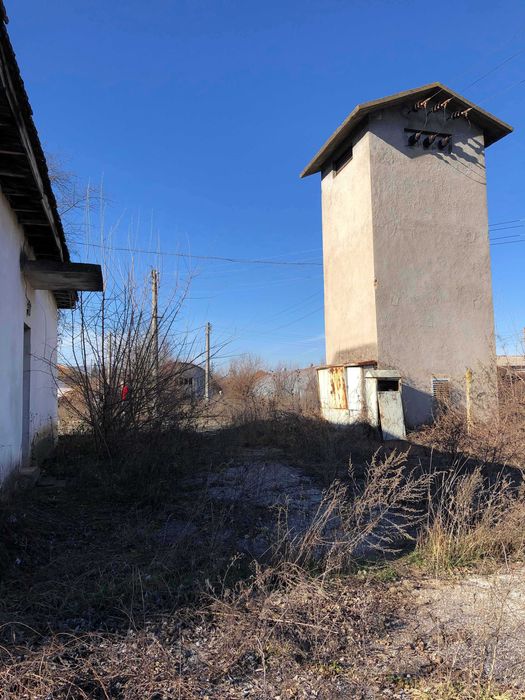 Стопанска сграда в с. Боровци