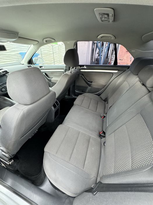 VW Jetta 2.0 tfsi dsg