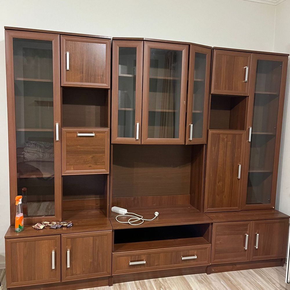 Стенка в гостинную