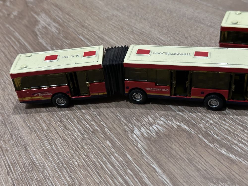 Autobuz Neoplan metalic scara 1:100