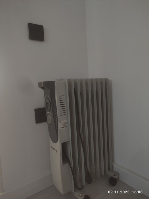 Обогреватель электрический  Elenberg W-HOF42(9)почти новая продаю