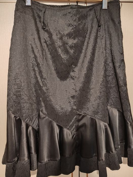 Официална пола страхотна