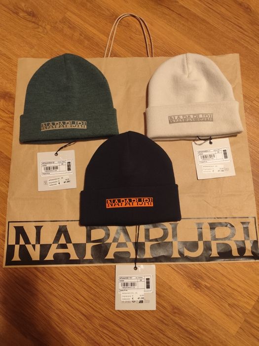 căciulă Napapijri Farae din acril 100% în culorile verde închis, alb/b