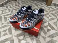 Nike air max plus drift