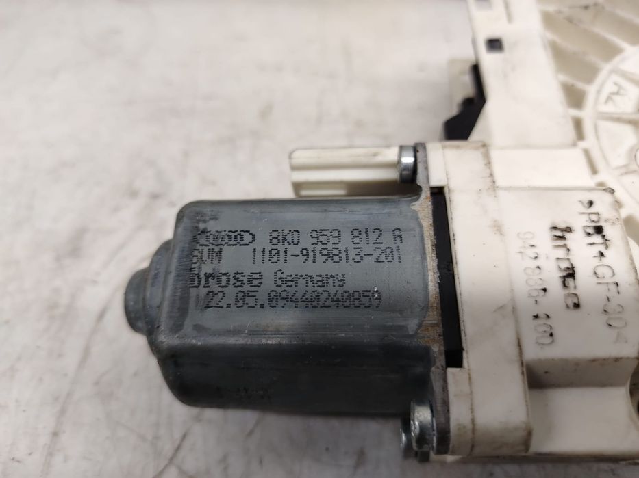 Motoras geam dreapta spate 8k0959812a Audi Q3 8U [2011 - 2014]