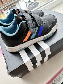 Adidas маратонки