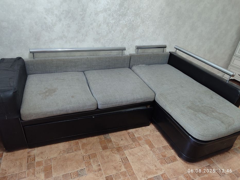 Диван крават б\у