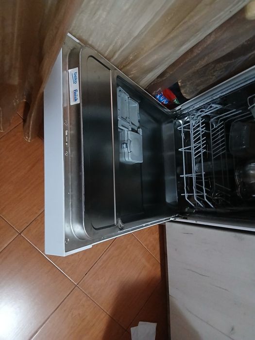 Mașină spălat vase Beko 45 cm - 10 seturi